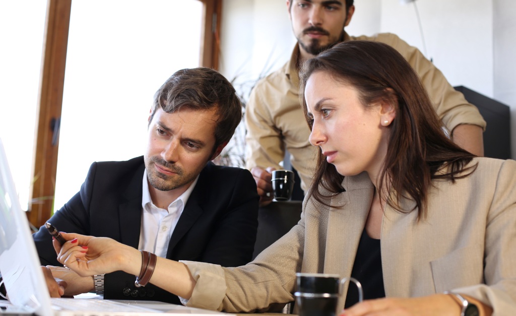 Social Media Consultant